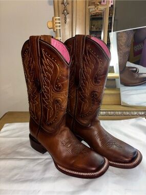 Women’s Brown leather Cowgirl Boots with Pink Liner from Leon Gto Mexico
